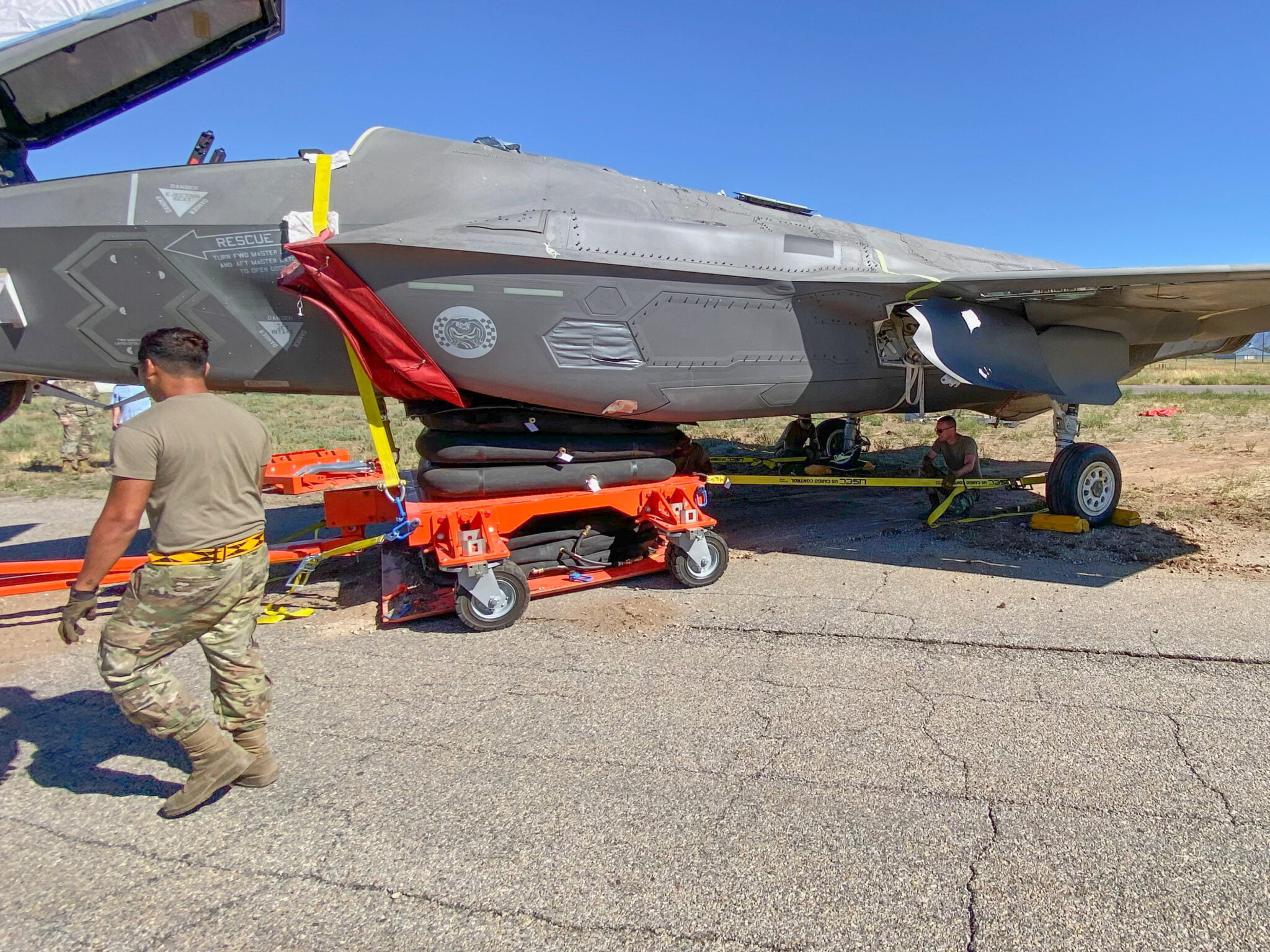 AMS Aircraft Recovery Introduces New Recovery Transporter for Fighter ...